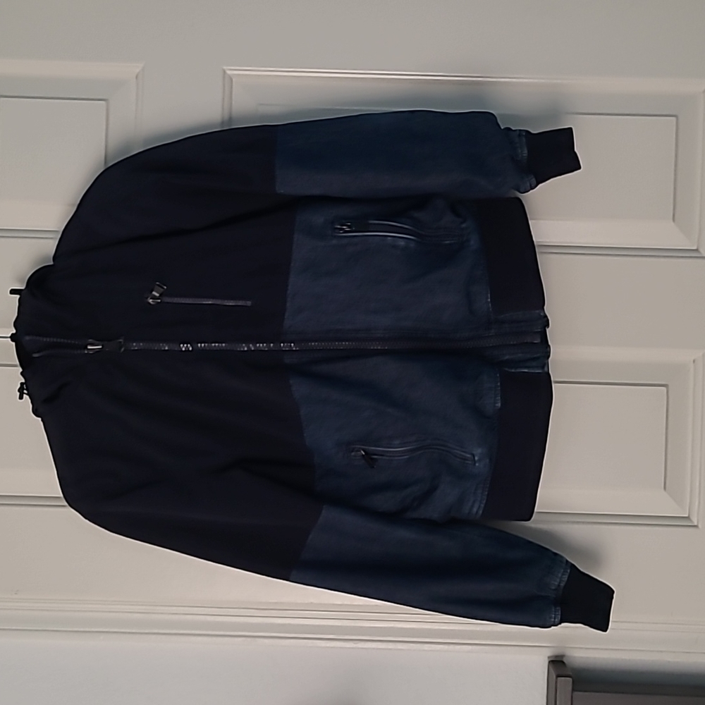 Bomber jacket